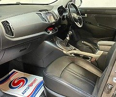 2015 kia sportage - Image 8/10