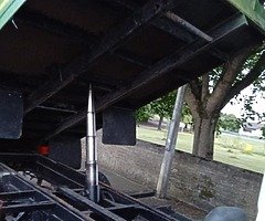 Isuzu tipper body with taillift Britt tip - Image 5/5