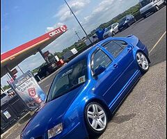 Jazz blue mk4/raven blue bora wanted - Image 3/4