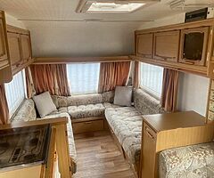 4 / 5 Berth Avondale Tourer Caravan - Image 6/10