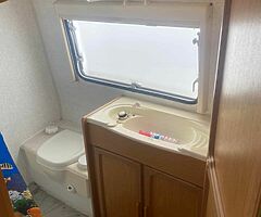 4 / 5 Berth Avondale Tourer Caravan - Image 10/10