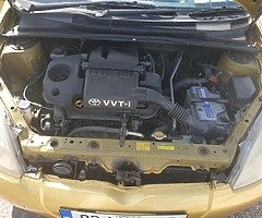 Toyota Yaris with AC - Image 6/7