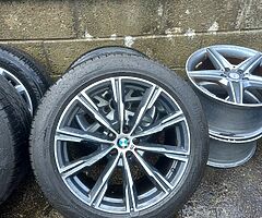 Bmw x5 g05 20inch genuine alloy wheels with good tyres for sale - Image 5/6