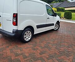 2013 Peugeot Partner Van - Image 3/7