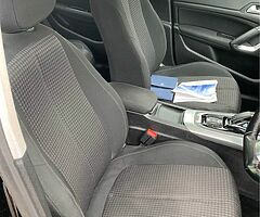 2019 Peugeot 308 - Image 7/10