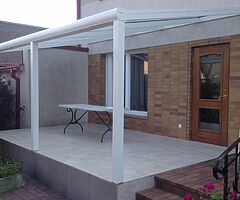 ALUMINIUM AND TIMBER  PERGOLAS