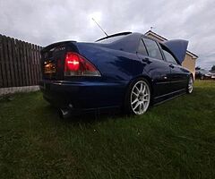 V8 is200 cheap car need gone