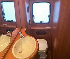 4 Berth Hobby Prestige Fixed Beds Full Awning - Image 8/10