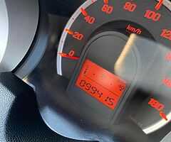 2010 Honda Fit (Jazz) 1.3 petrol automatic LOW KMS - Image 8/10