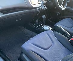 2010 Honda Fit (Jazz) 1.3 petrol automatic LOW KMS - Image 10/10
