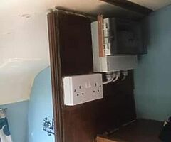 I am selling a caravan with 2 beds - Image 7/8