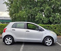 2006 Toyota Yaris 1.0 petrol Low Miles  (99 thousand geniune miles )