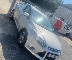 2012 Ford Focus titanium