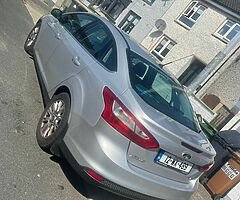 2012 Ford Focus titanium