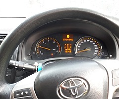 Toyota Avensis 2.0 D4D - Image 5/8