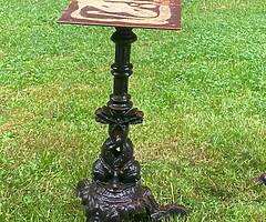 Cast iron table legs