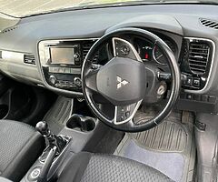 Mitsubishi Outlander - Image 6/10