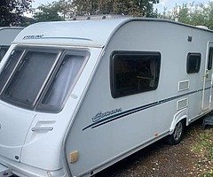 09 Sterling caravan 4/5 berth with Full Awning