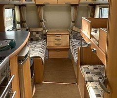09 Sterling caravan 4/5 berth with Full Awning