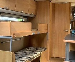 09 Sterling caravan 4/5 berth with Full Awning - Image 5/7