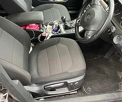 141 Vw Passat 1.6tdi - Image 4/6