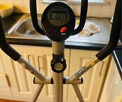 VLK cross trainer