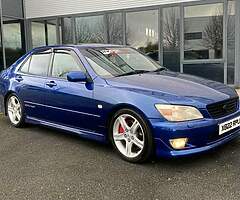 2002 Lexus IS 200