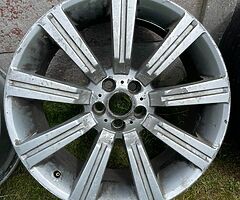 Range rover alloys 20inch