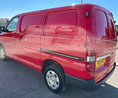 2011 Toyota Hiace 2.5 D-4D 95 - Image 4/9