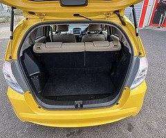 Honda Fit 1.3 Hybrid GUARANTEE 3 MOUNTS - Image 8/10