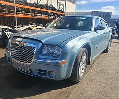 2010 CHRYSLER 300C 3.0 DIESEL AUTOMATIC FOR BREAKING ONLY!
