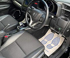 HONDA FIT HYBRID LEATHER PACKAGE 2017 - Image 10/10