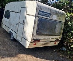 Caravan READ ADD