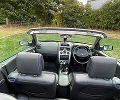 Renault Megane convertible - Image 7/7