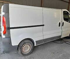 2011 vivaro breaking parts