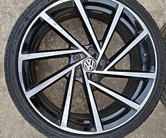 19" 5x112 VW SEAT AUDI ALLOYS CLUBSPORT