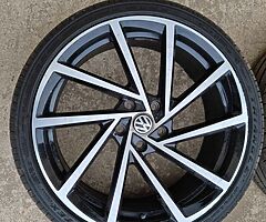 19" 5x112 VW SEAT AUDI ALLOYS CLUBSPORT