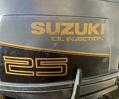 2-stroke  outboard  Suzuki-25 hp - Image 3/8