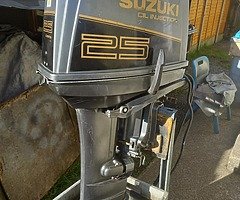 2-stroke  outboard  Suzuki-25 hp - Image 8/8