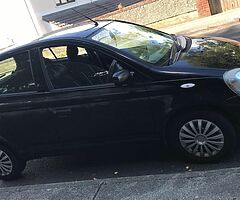 Yaris 02