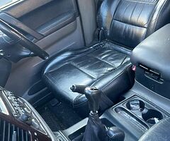 Mitsubishi Pajero crew cab - Image 4/6