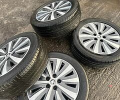 Skoda alloys 17 inch - Image 5/5