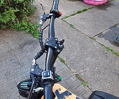 Sxt monster scooter 