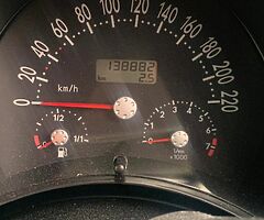 Volkswagen Beetle convertible - Image 9/10
