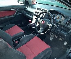 Honda Civic Type R - Image 9/10