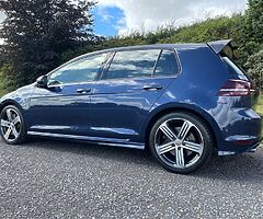 2017 Volkswagen Golf - Image 3/10