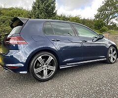 2017 Volkswagen Golf - Image 5/10