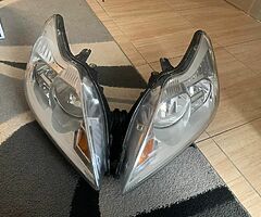 Headlights Ford Focus 2009 - Image 4/4
