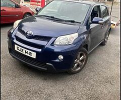 2013 Toyota Avensis - Image 5/10