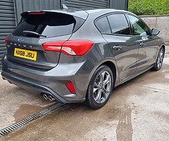 2018 Ford Focus 1.5 ecoBLUE St-Line - Image 5/10